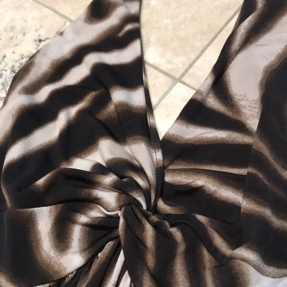Maxi Halter - Picture 3 of 6